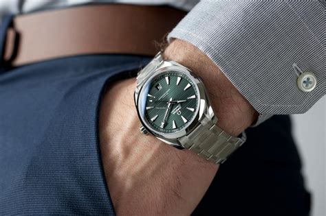 omega seamaster aqua terra gmt review|omega aqua terra 220.10.41.21.10.001.